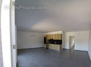 Appartement à PEYPIN