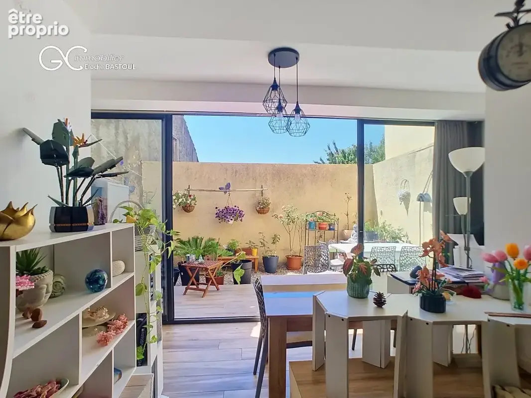 Maison à QUARANTE
