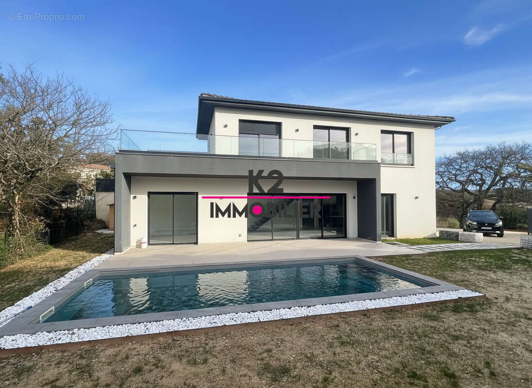 Maison à MALATAVERNE