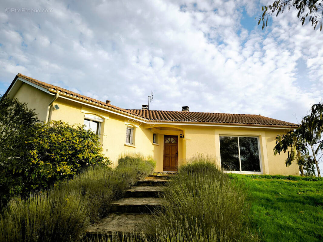 Maison à SAINT-MESMIN