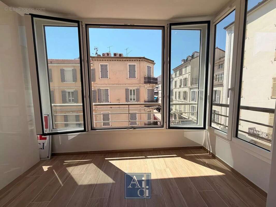 Appartement 3 pièces Cannes Grand Hôtel - photo 5