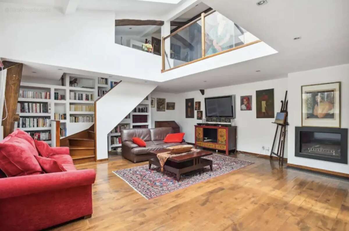 Appartement à PARIS-11E