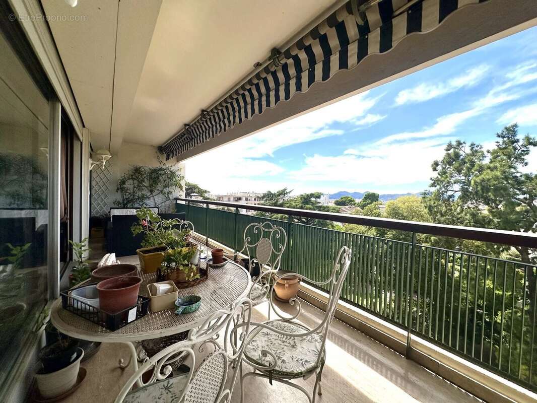 Appartement à CANNES