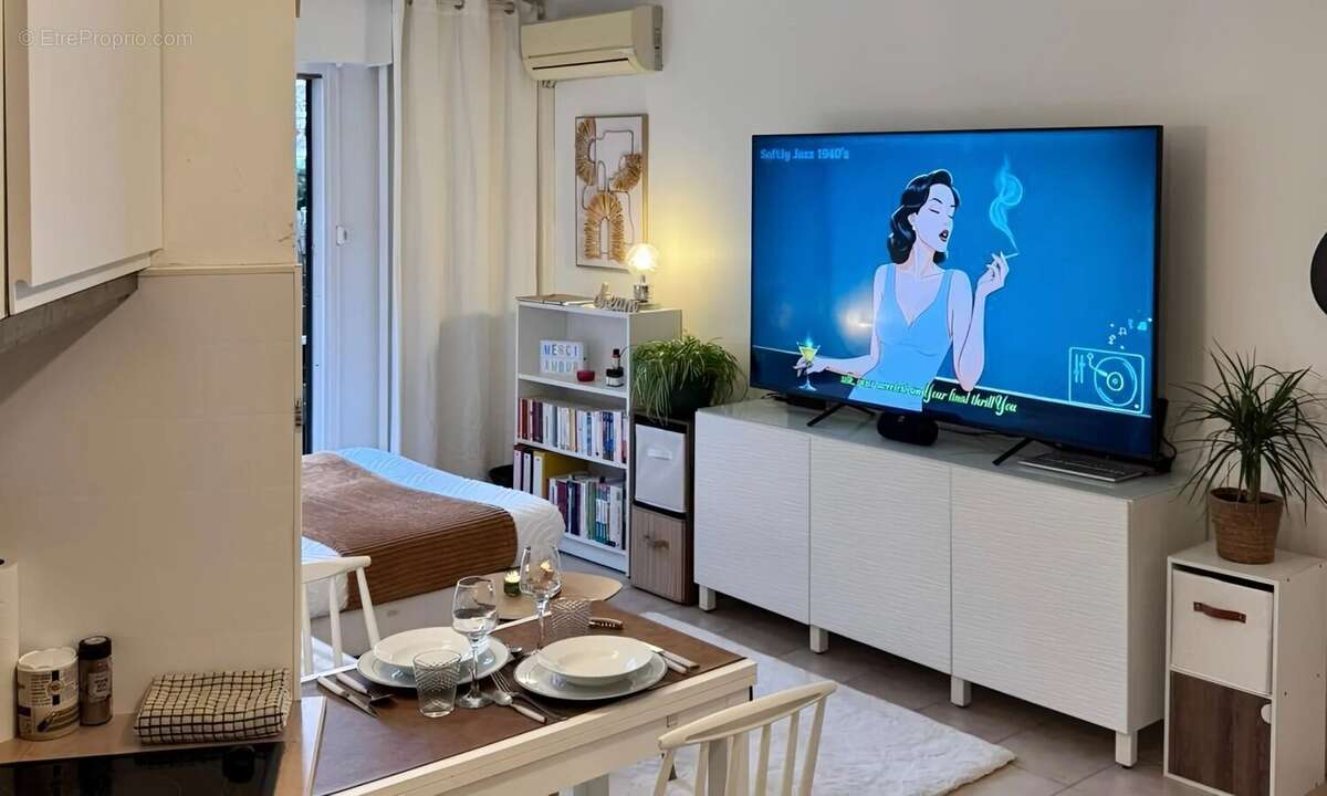 Appartement à MANDELIEU-LA-NAPOULE