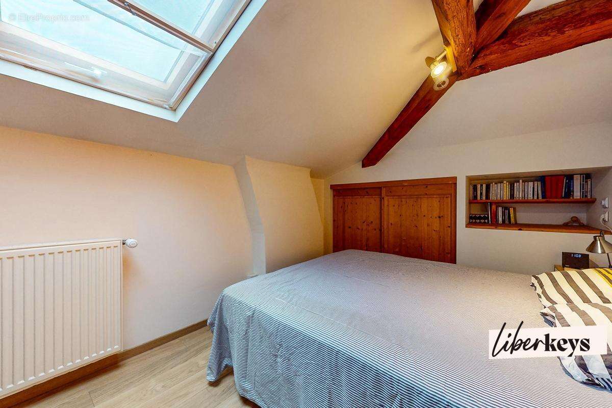 Duplex de charme de 87 m² – Dernier étage d'une maison bourgeoise – Terrasse tropézienne - photo 9