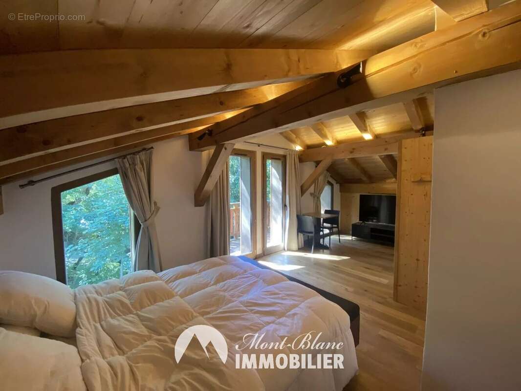 Maison à COMBLOUX