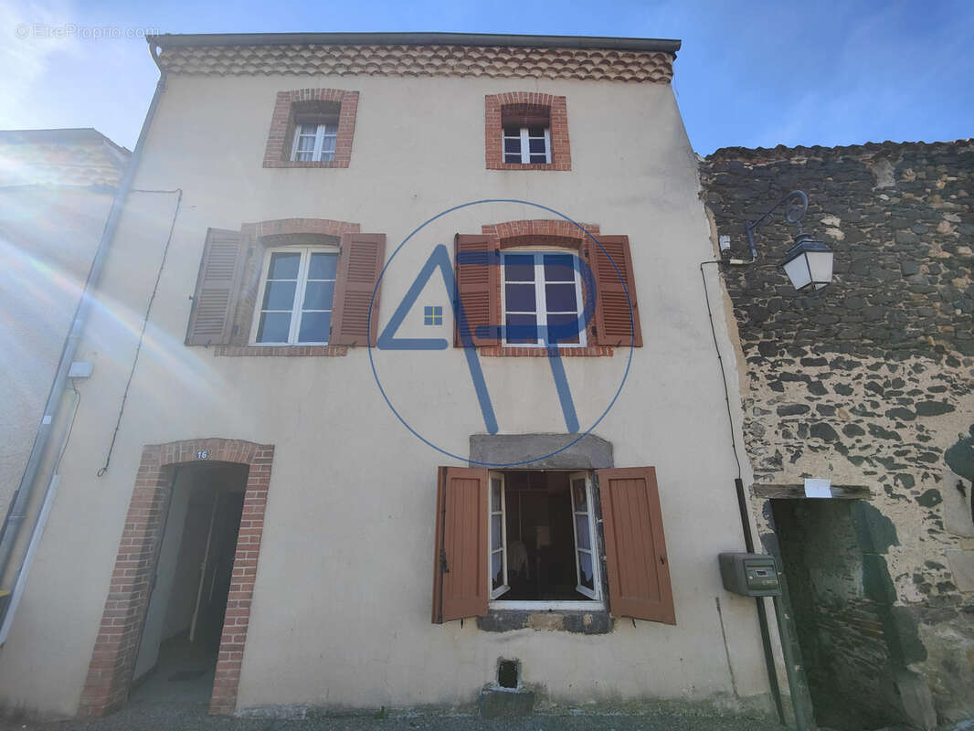 Maison à LAMOTHE