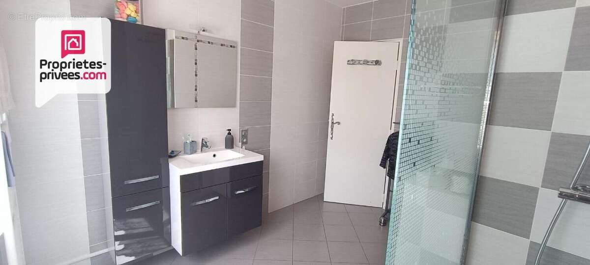 Maison individuelle 4 pièces avec cours d'eau - photo 13