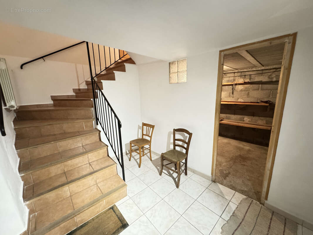 Maison à AUPS