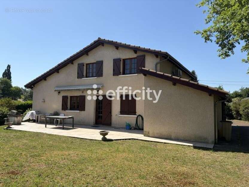 Maison à MARTIGNAS-SUR-JALLE