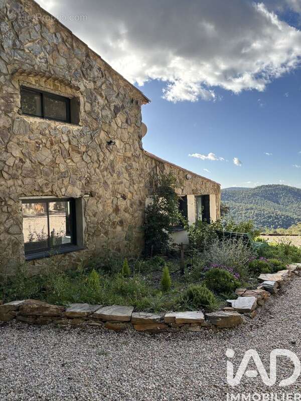 Photo 2 - Maison à PUGET-VILLE