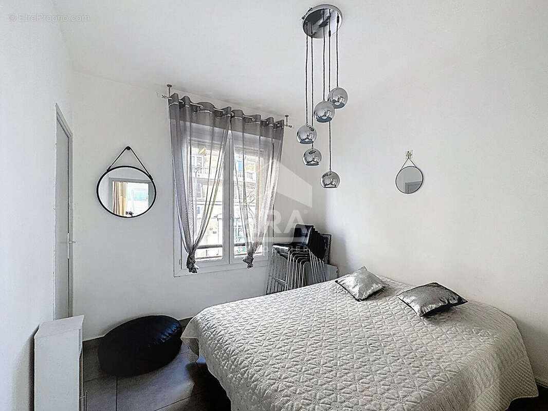 Appartement à MARSEILLE-1E