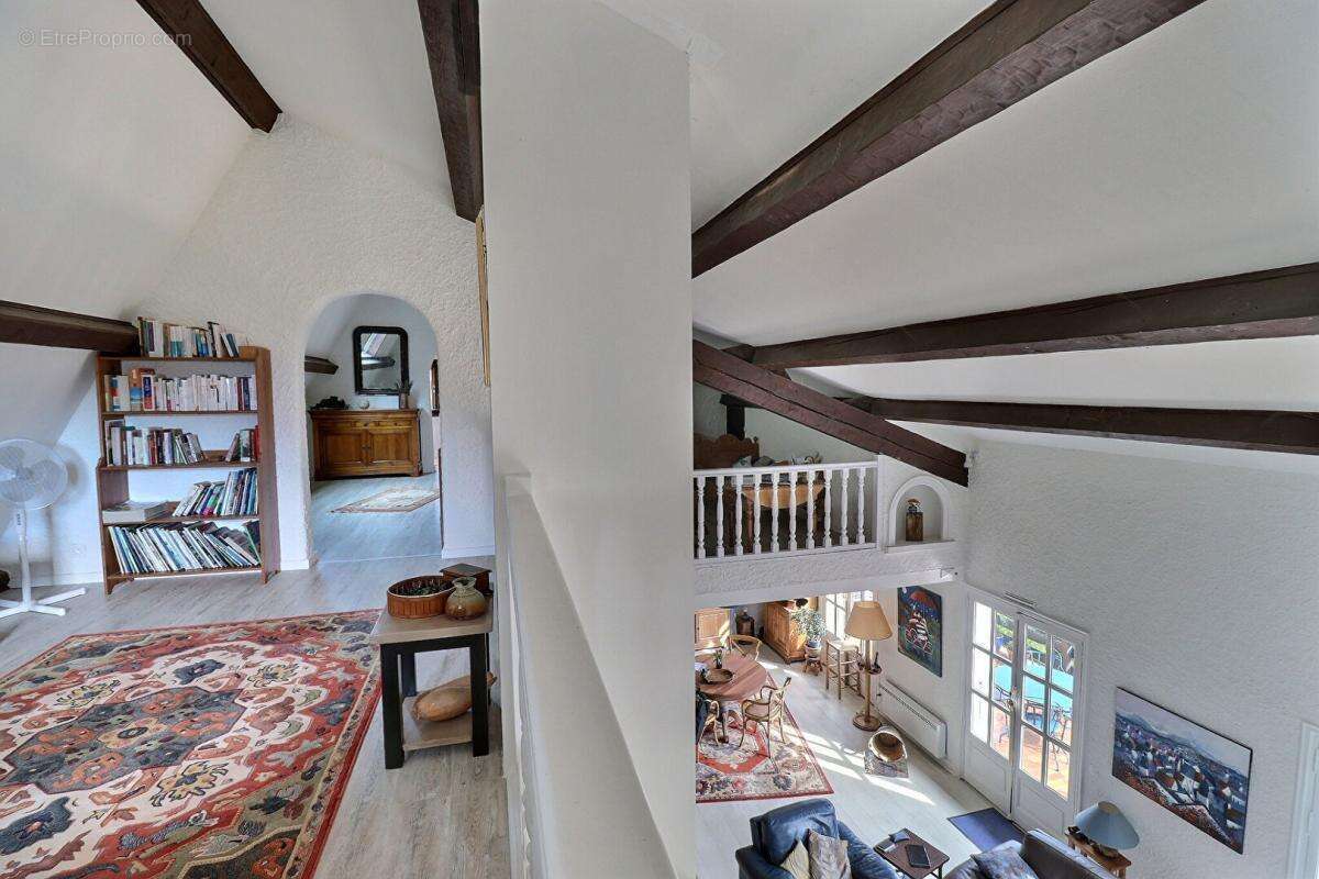 Maison à LA ROCHETTE