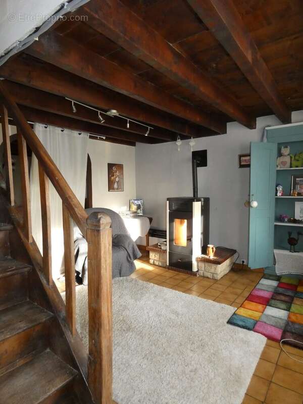 Maison à SAINT-PARDOUX-LES-CARDS