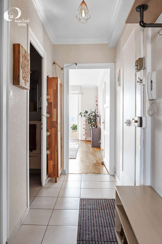 Appartement à AMBILLY