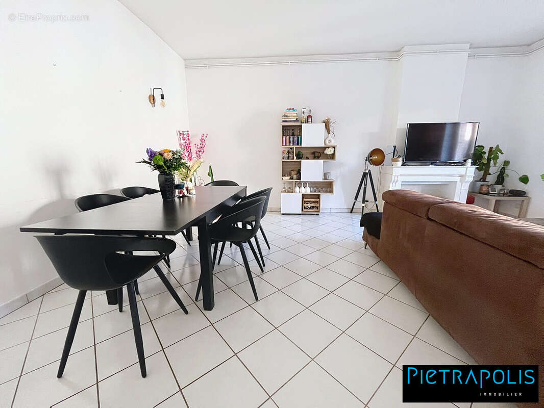 Appartement à CORCELLES-EN-BEAUJOLAIS