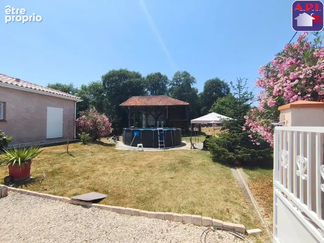 Maison 4 pièces 113 m² à vendre à Castelnau-Picampeau (31430) - photo 3
