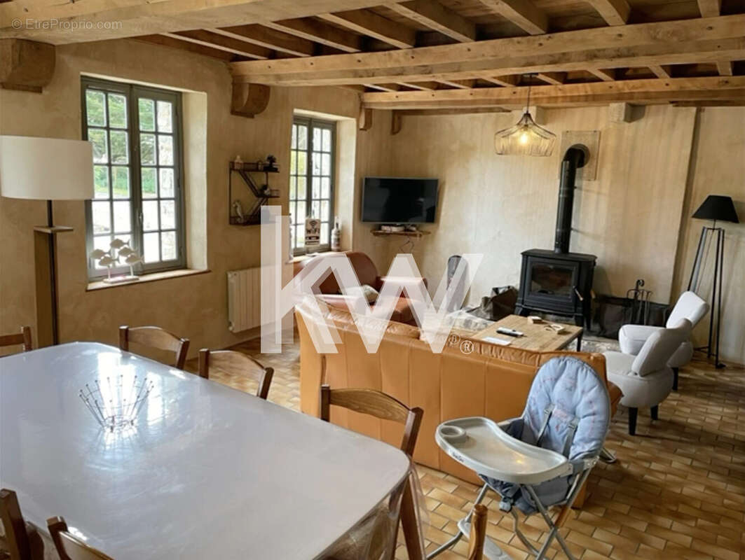 Maison 220 m² à Agon-Coutainville  - photo 3