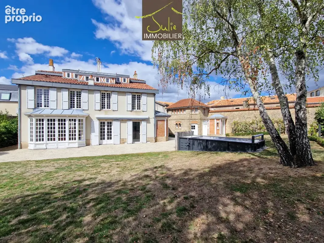 Maison à BRESSUIRE