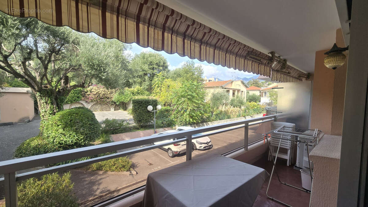 Appartement à ROQUEBRUNE-CAP-MARTIN