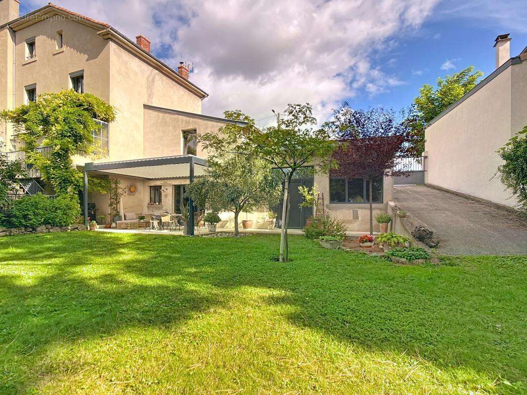 Maison à TOURNON-SUR-RHONE