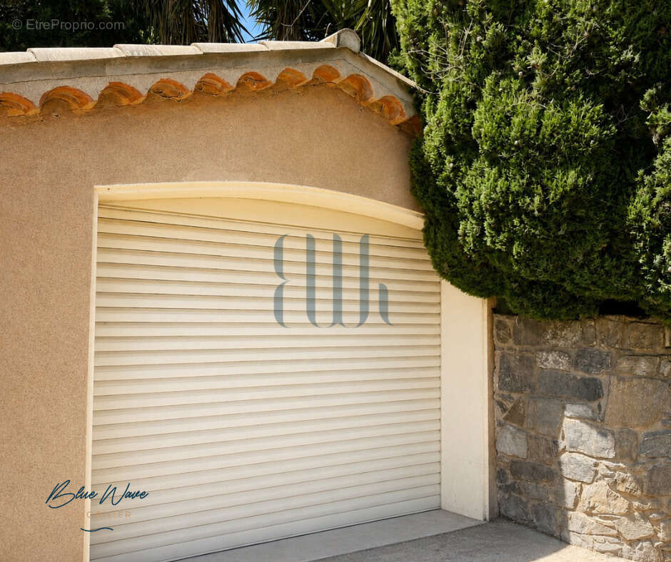Grimaud   guerrevieille   propriété de caractère avec vue mer à quelques pas des plages - photo 28