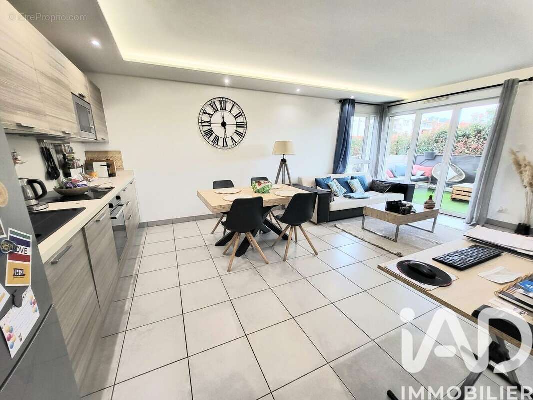 Photo 2 - Appartement à PEGOMAS