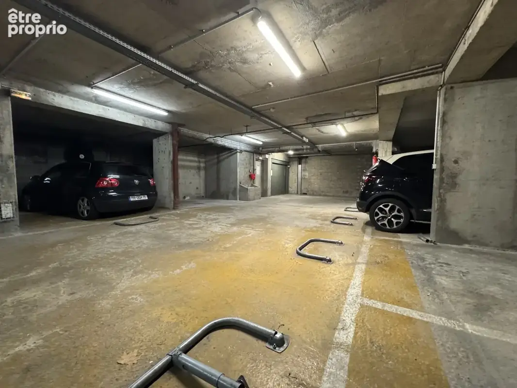 Parking a l'angle de la rue de charonne et du boulevard voltaire 75011 - photo 6