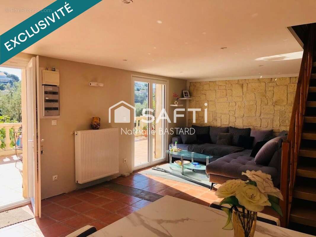 Photo 9 - Maison à ENSUES-LA-REDONNE