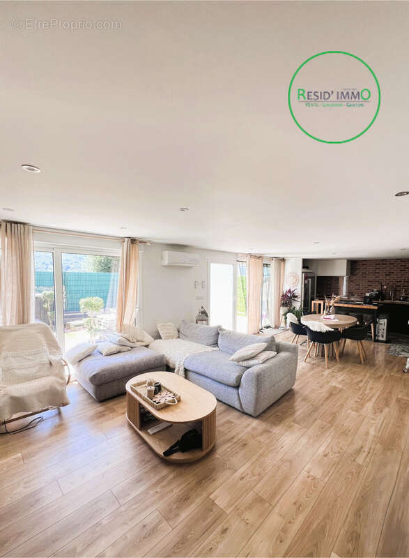 Appartement à SAINT-MARTIN-DU-VAR