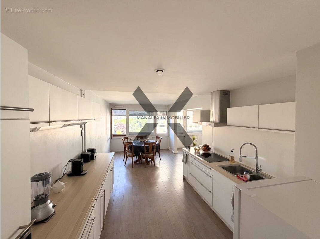Appartement à SAINT-ETIENNE