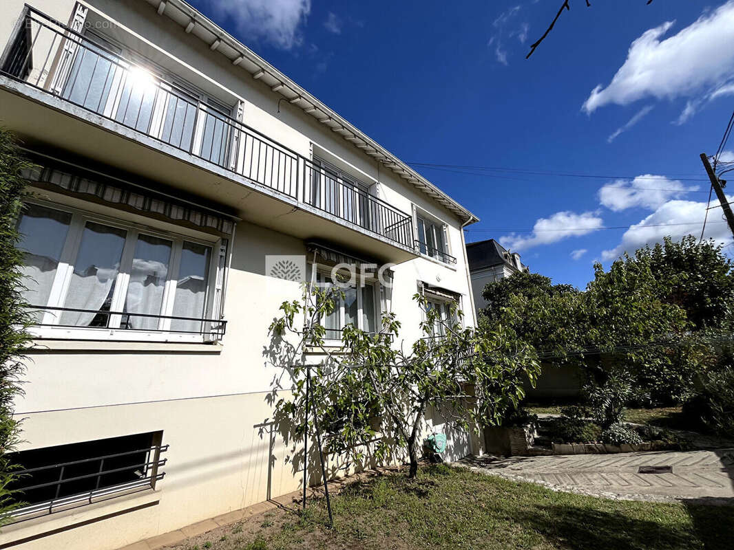 Appartement à LES MUREAUX