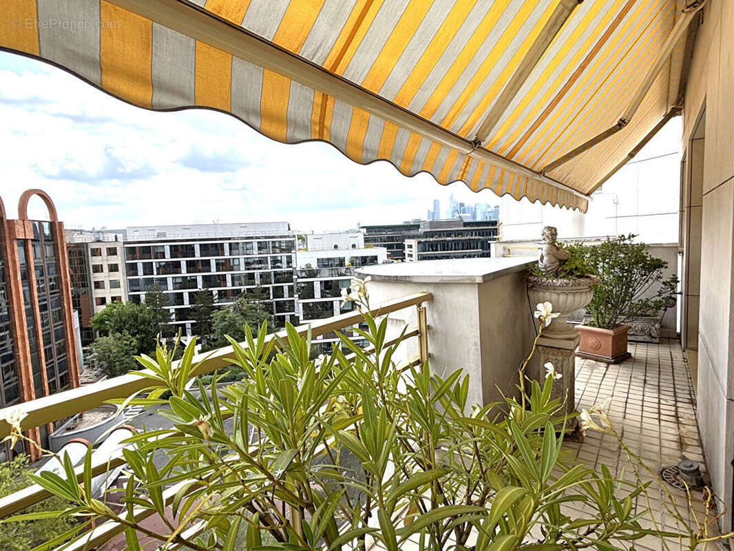 Appartement à LEVALLOIS-PERRET