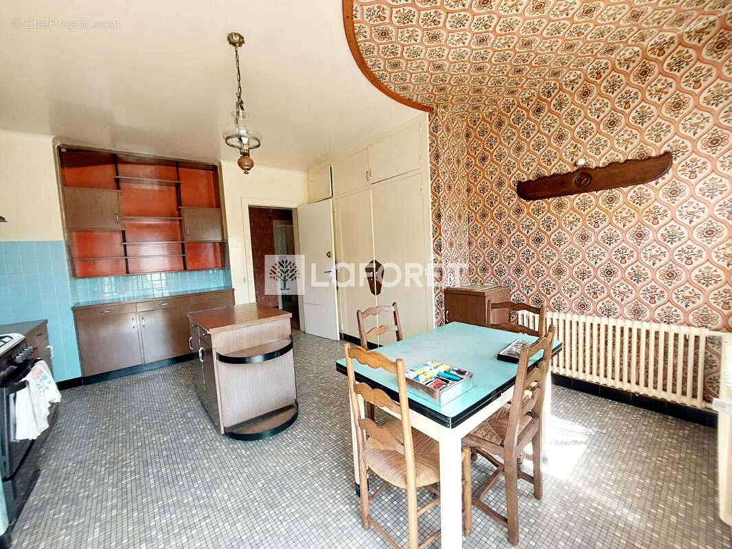 Maison d'Architecte BAINS LES BAINS 10 pièce(s) 291 m2 - photo 10