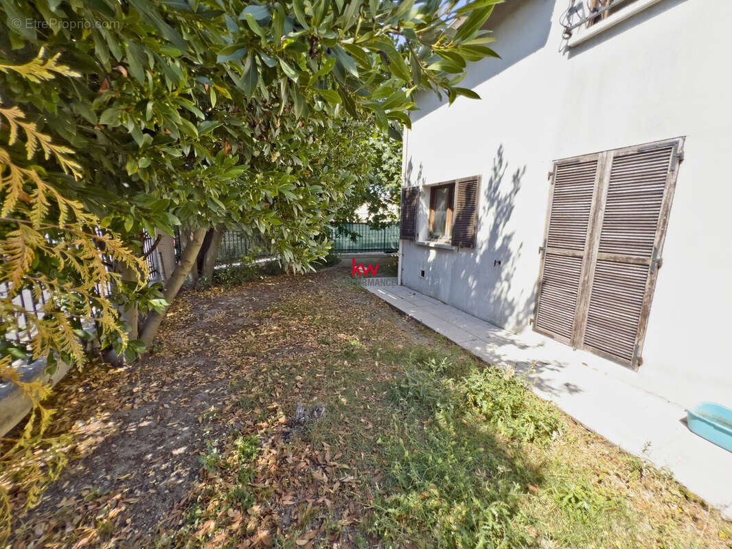 Maison 144 m² à Bezons  - photo 3
