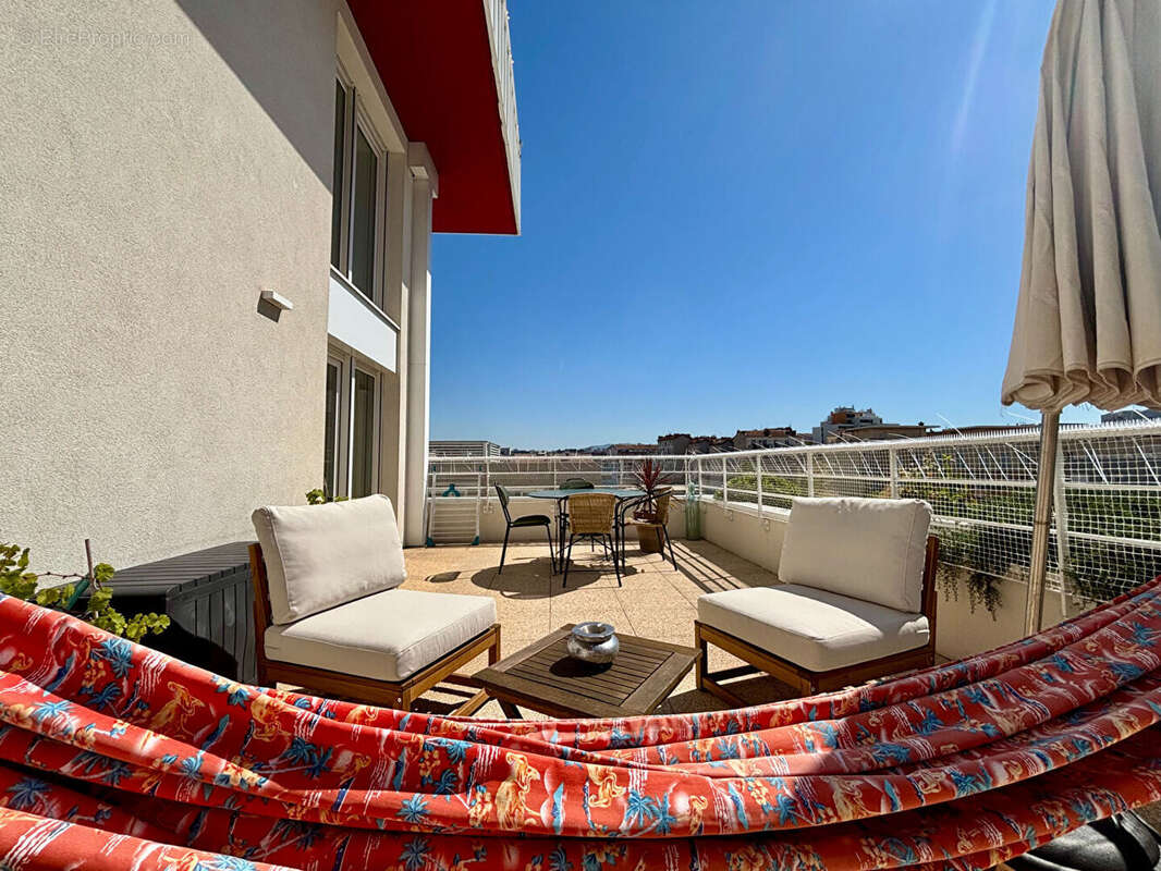 Appartement à MARSEILLE-2E