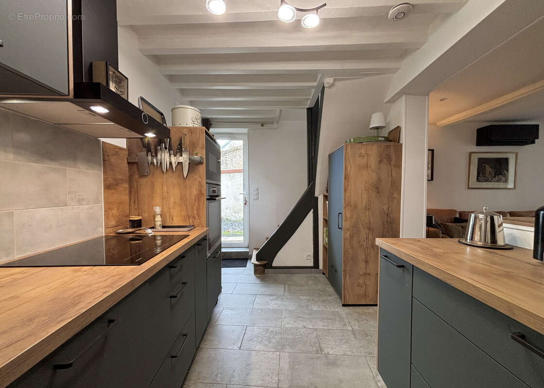 Maison à CRESSERONS