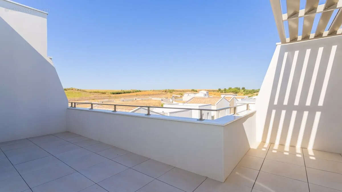 Appartement à SAUVIAN