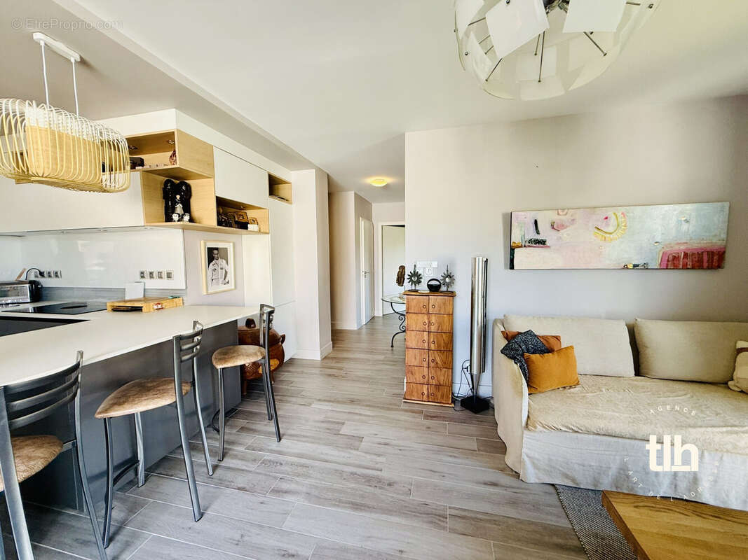 Appartement à LATTES