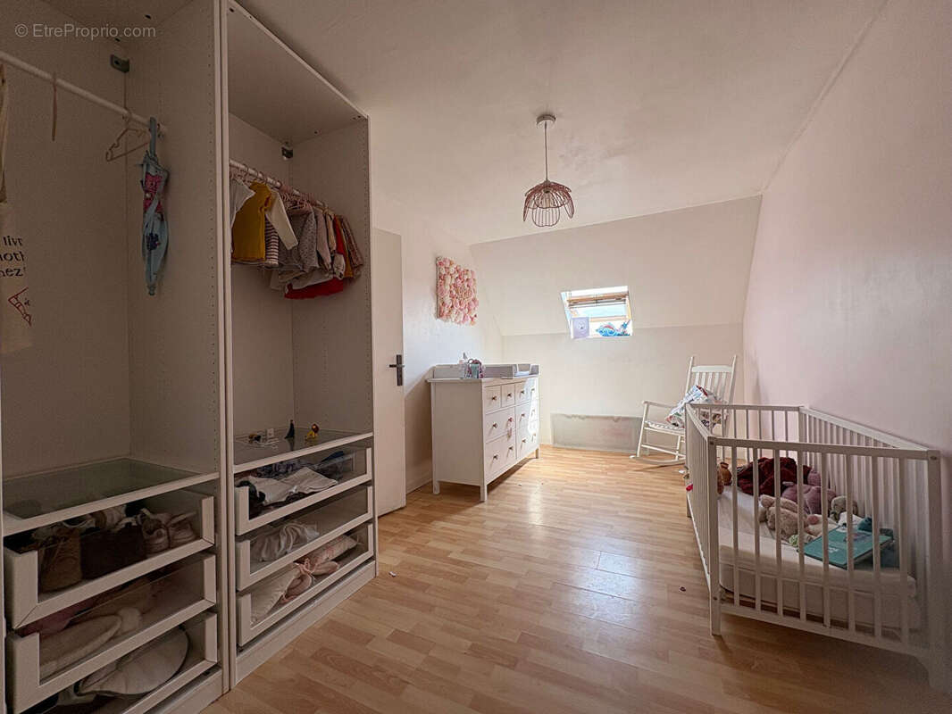 Maison à MORTEFONTAINE-EN-THELLE