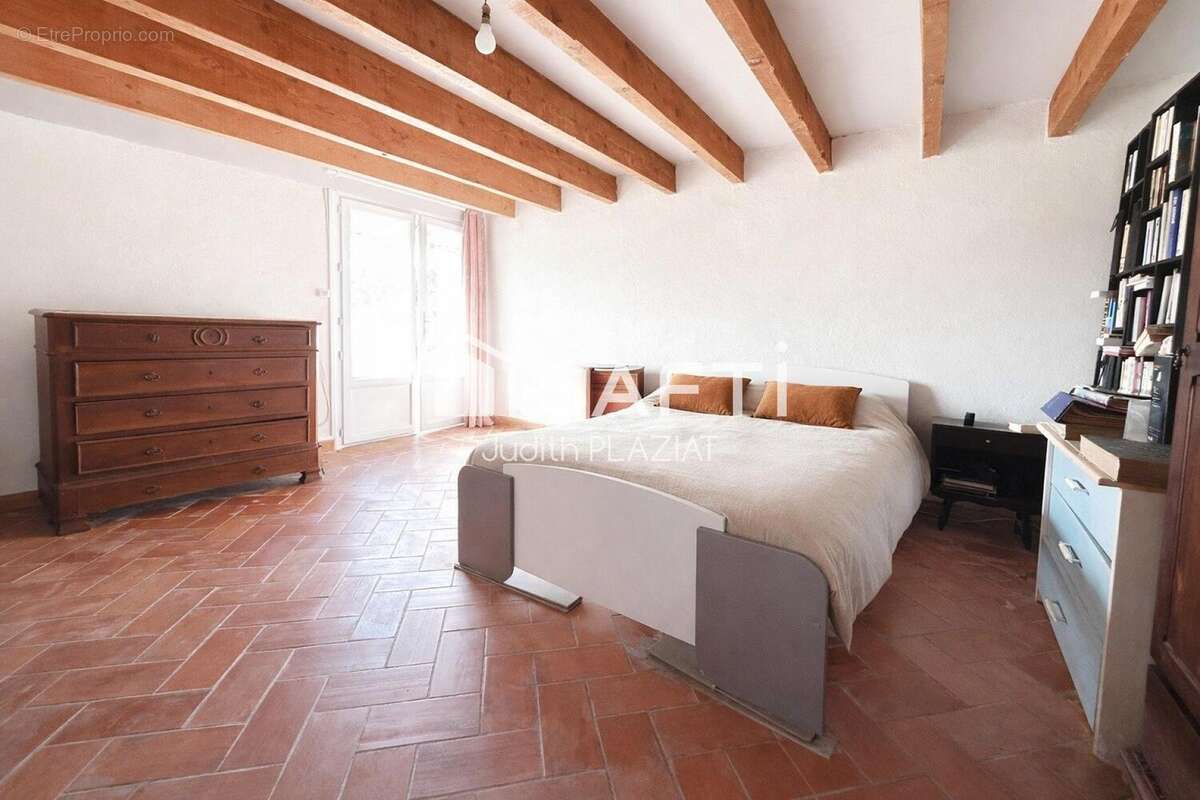 Maison 160 m² à Montignac  - photo 7