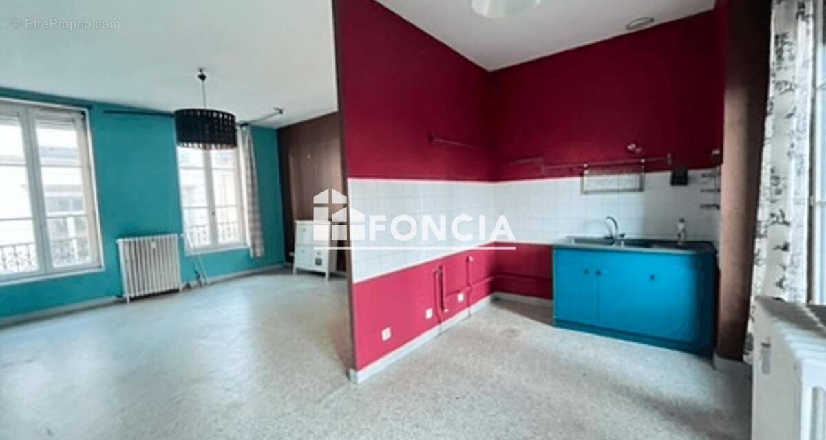 Appartement à SAINT-ETIENNE