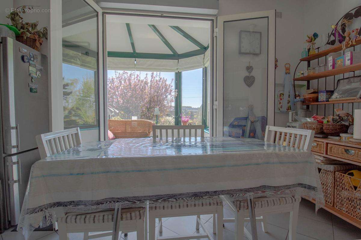 Maison à THORIGNY-SUR-MARNE