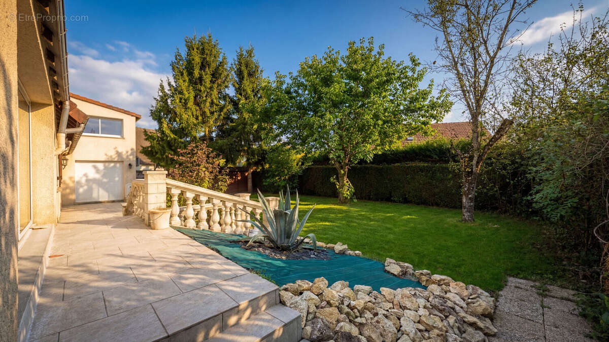 Maison à JOUE-LES-TOURS