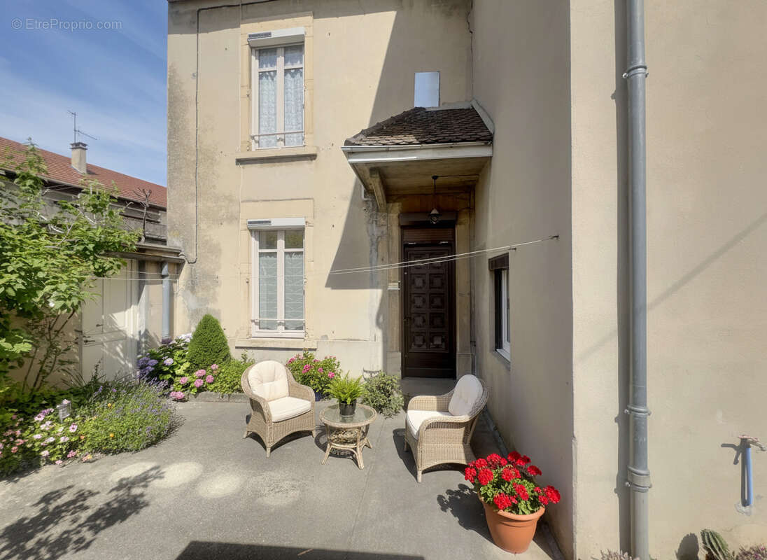 Maison à BOURGOIN-JALLIEU