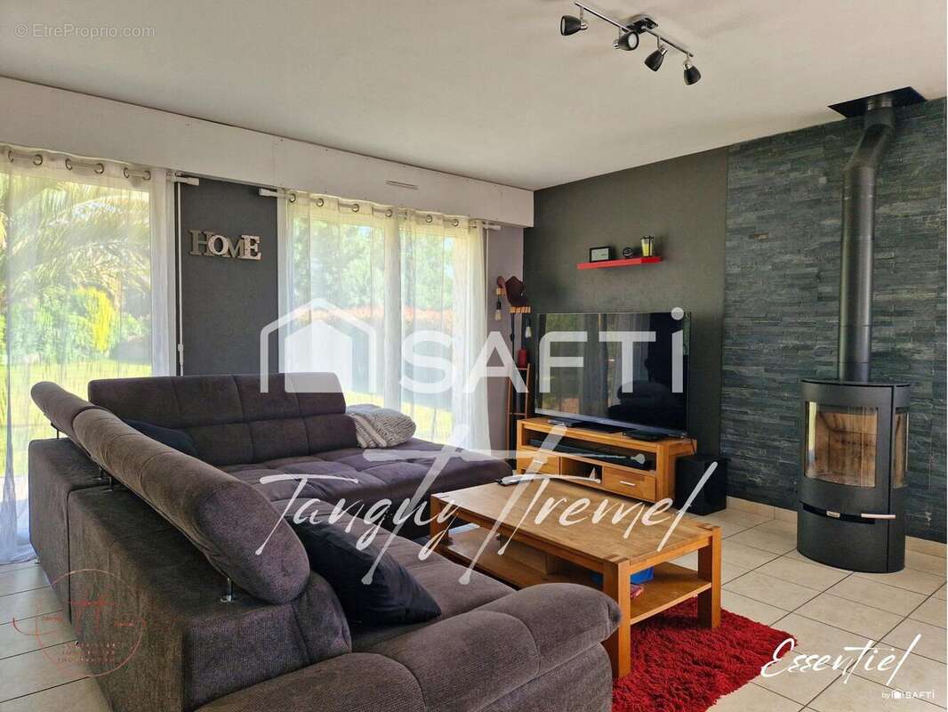 Photo 3 - Maison à LANVAUDAN