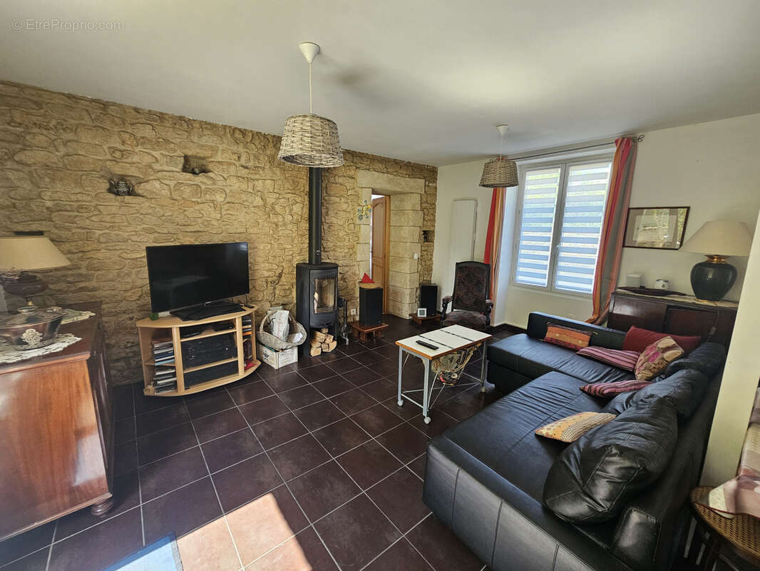 Maison à AIGREFEUILLE-D'AUNIS