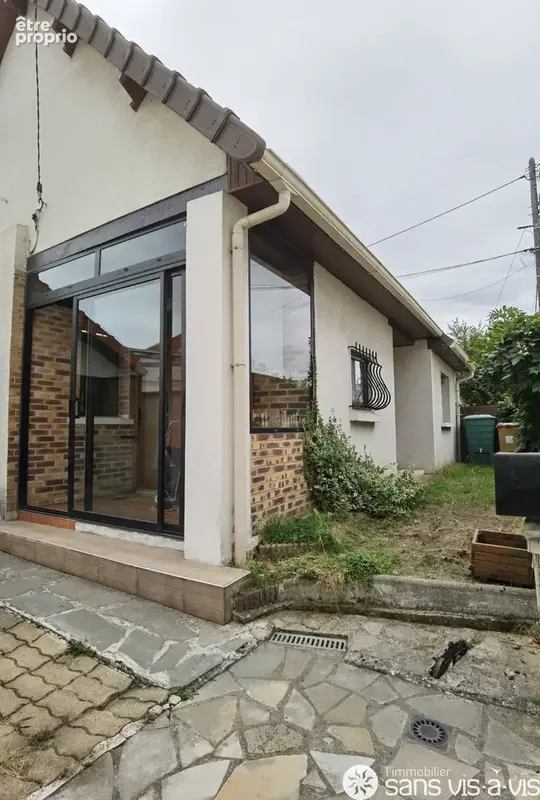 Neuilly-sur-Marne, Avenue Pascal - Maison de 4 pièces de 102.58m2 habitables / 81.60m2 carrez avec garage - photo 3