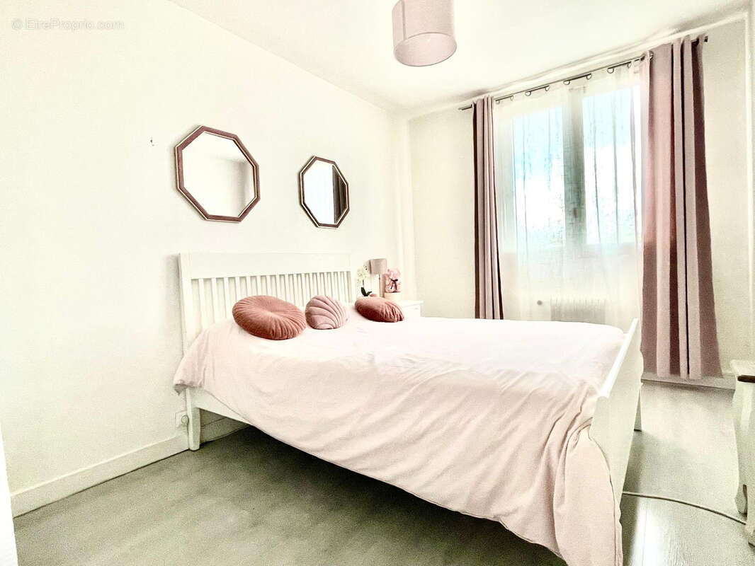 Maison à COULOMMIERS