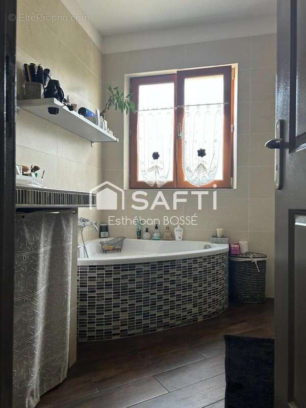 Photo 7 - Maison à GESTE